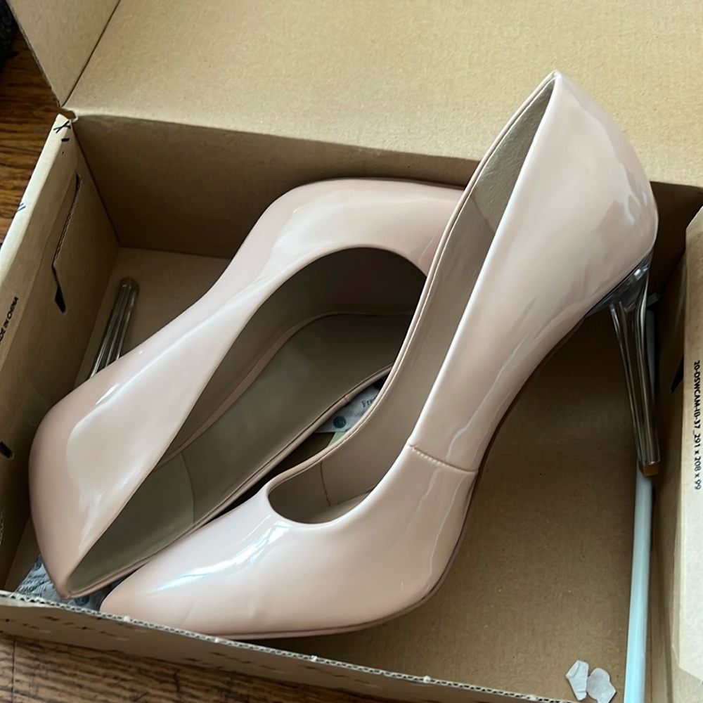 Mix Co Blush Patent Leather Shoes (Clear Heel)